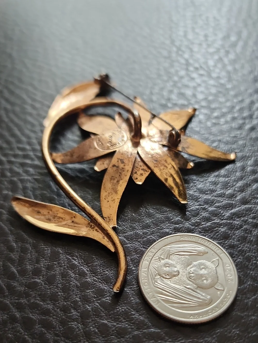 VTG Coro Gold Over Sterling Floral Starburst Brooch - Elegant Women’s Jewelry